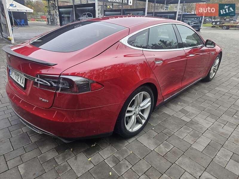 Ліфтбек Tesla Model S 2013 в Рівному фото 5 Ліфтбек Tesla Model S 2013 в Рівному