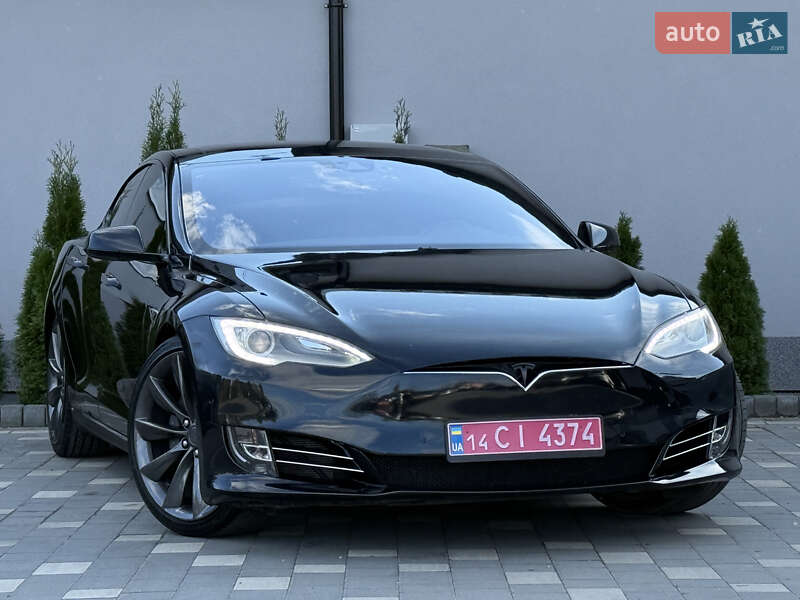 Лифтбек Tesla Model S 2015 в Дрогобыче фото 2 Лифтбек Tesla Model S 2015 в Дрогобыче