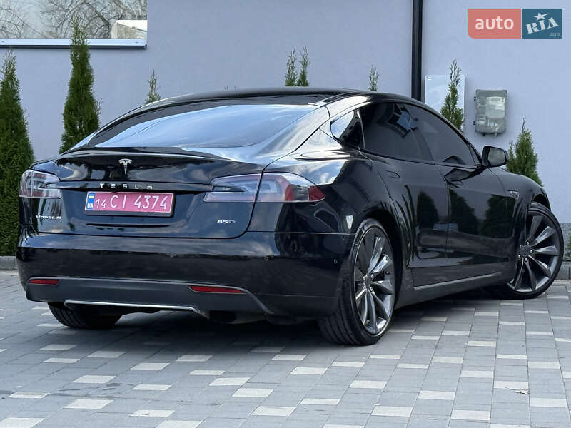 Лифтбек Tesla Model S 2015 в Дрогобыче фото 25 Лифтбек Tesla Model S 2015 в Дрогобыче