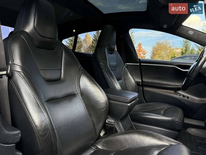 Лифтбек Tesla Model S 2015 в Дрогобыче фото 45 Лифтбек Tesla Model S 2015 в Дрогобыче