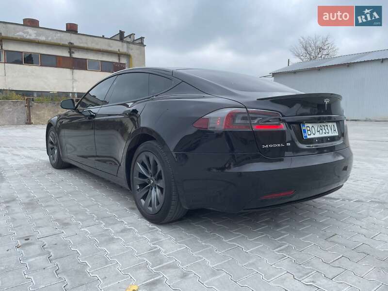 Ліфтбек Tesla Model S 2019 в Тернополі