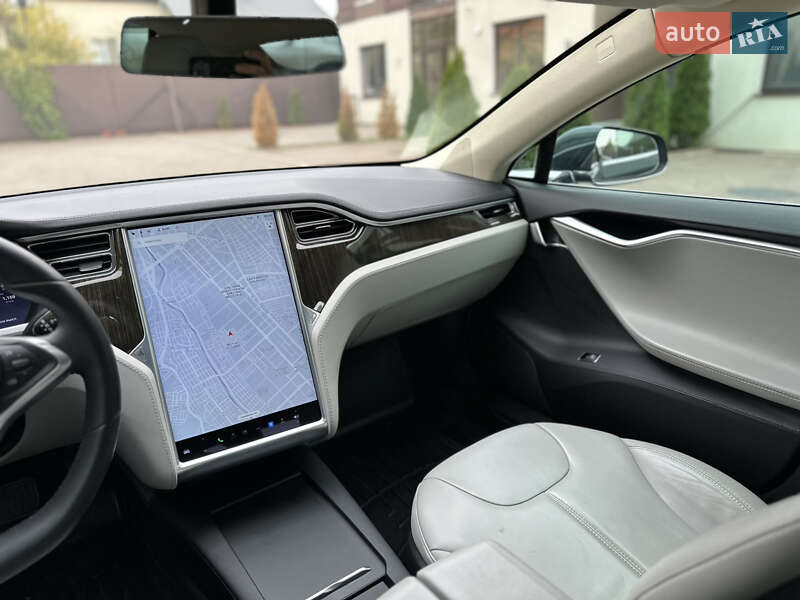 Лифтбек Tesla Model S 2013 в Одессе