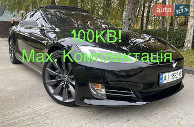 Лифтбек Tesla Model S 2017 в Киеве