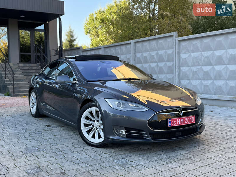 Tesla Model S 2015 Tesla Model S 2015