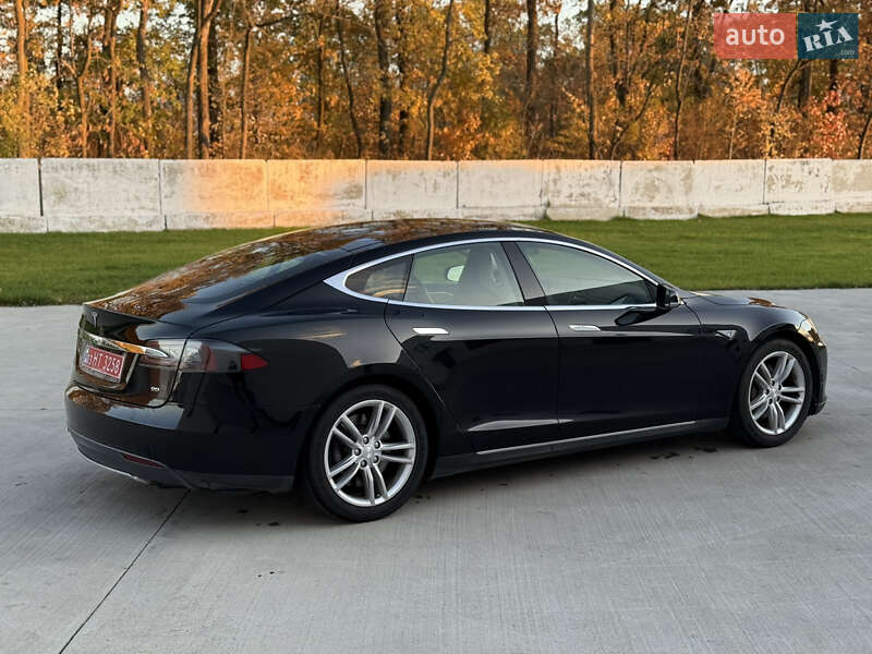 Ліфтбек Tesla Model S 2013 в Луцьку фото 12 Ліфтбек Tesla Model S 2013 в Луцьку