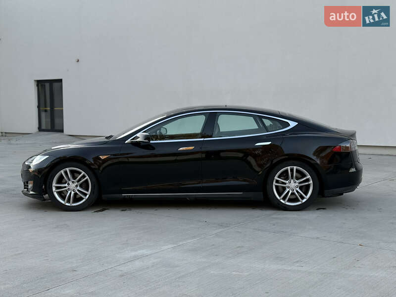 Ліфтбек Tesla Model S 2013 в Луцьку фото 19 Ліфтбек Tesla Model S 2013 в Луцьку