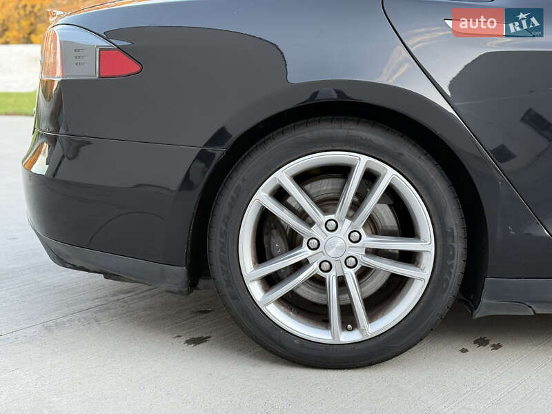 Ліфтбек Tesla Model S 2013 в Луцьку фото 22 Ліфтбек Tesla Model S 2013 в Луцьку