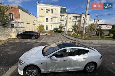 Лифтбек Tesla Model S 2019 в Харькове