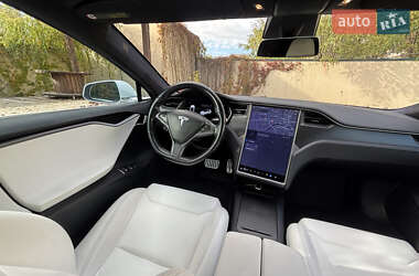 Лифтбек Tesla Model S 2019 в Харькове