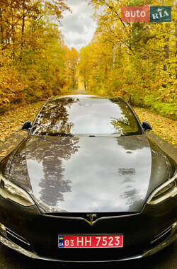 Лифтбек Tesla Model S 2016 в Луцке Лифтбек Tesla Model S 2016 в Луцке