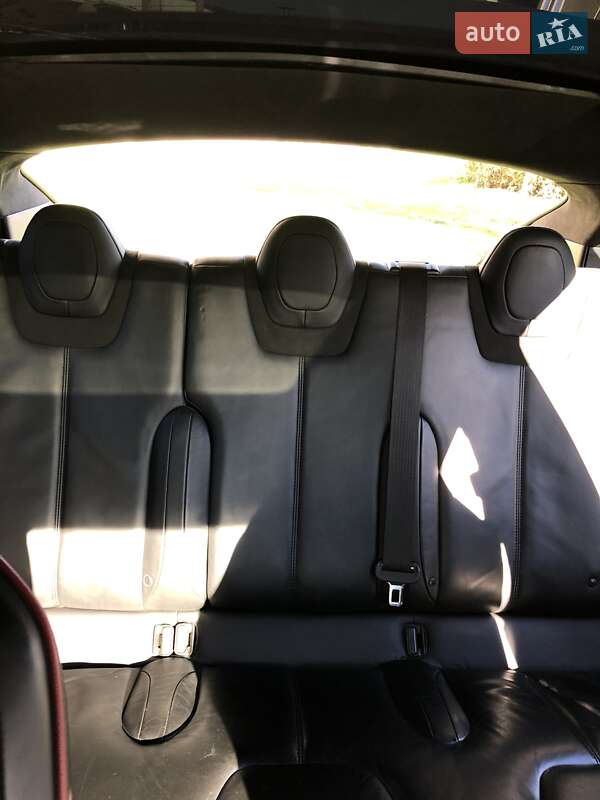 Лифтбек Tesla Model S 2014 в Николаеве