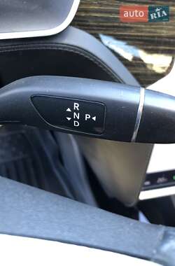 Лифтбек Tesla Model S 2014 в Николаеве