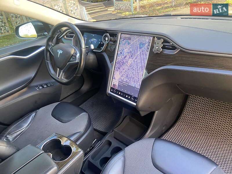 Ліфтбек Tesla Model S 2014 в Хмельницькому