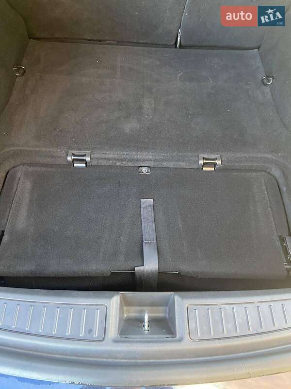 Ліфтбек Tesla Model S 2014 в Хмельницькому