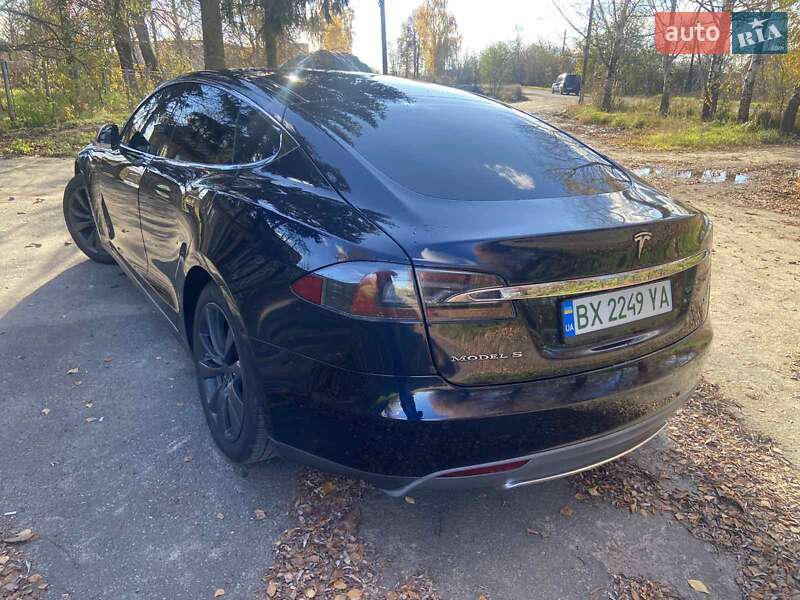 Ліфтбек Tesla Model S 2014 в Хмельницькому