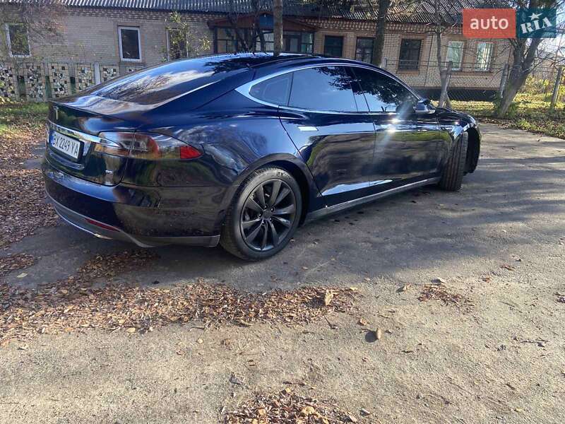 Ліфтбек Tesla Model S 2014 в Хмельницькому