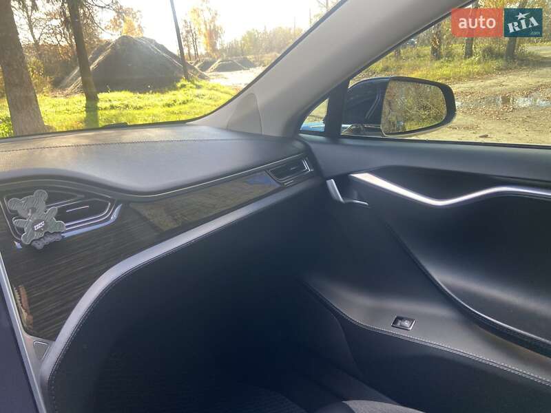 Ліфтбек Tesla Model S 2014 в Хмельницькому