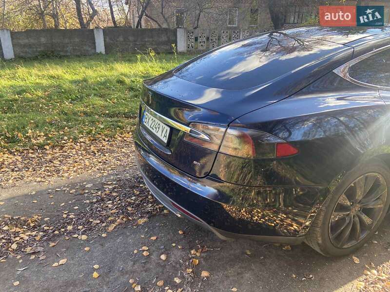 Ліфтбек Tesla Model S 2014 в Хмельницькому