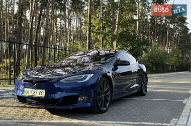 Лифтбек Tesla Model S 2019 в Киеве