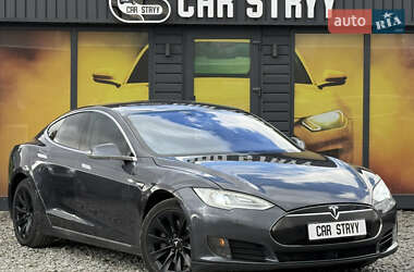Лифтбек Tesla Model S 2015 в Стрые