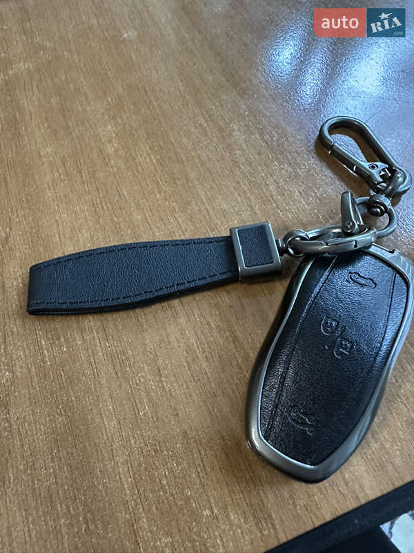 Лифтбек Tesla Model S 2014 в Вышгороде фото 18 Лифтбек Tesla Model S 2014 в Вышгороде