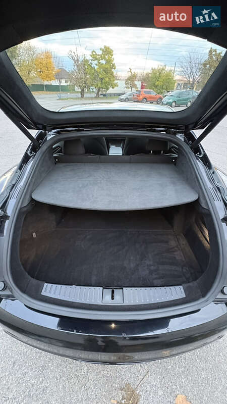 Лифтбек Tesla Model S 2022 в Белой Церкви