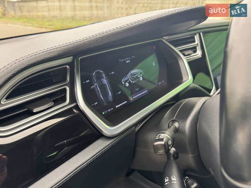 Лифтбек Tesla Model S 2014 в Одессе фото 9 Лифтбек Tesla Model S 2014 в Одессе