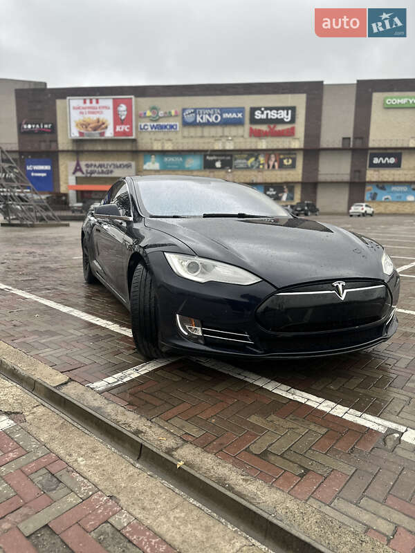 Лифтбек Tesla Model S 2013 в Харькове