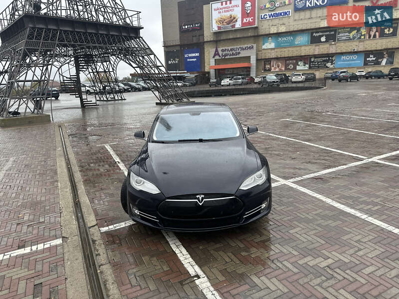 Лифтбек Tesla Model S 2013 в Харькове
