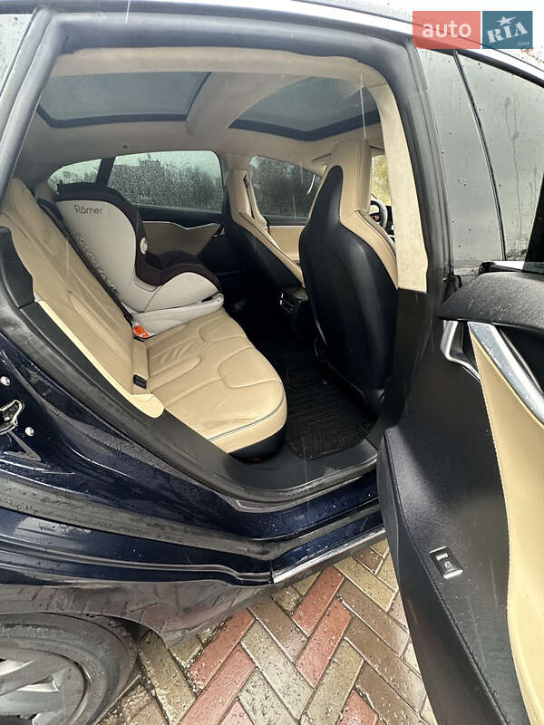 Лифтбек Tesla Model S 2013 в Харькове