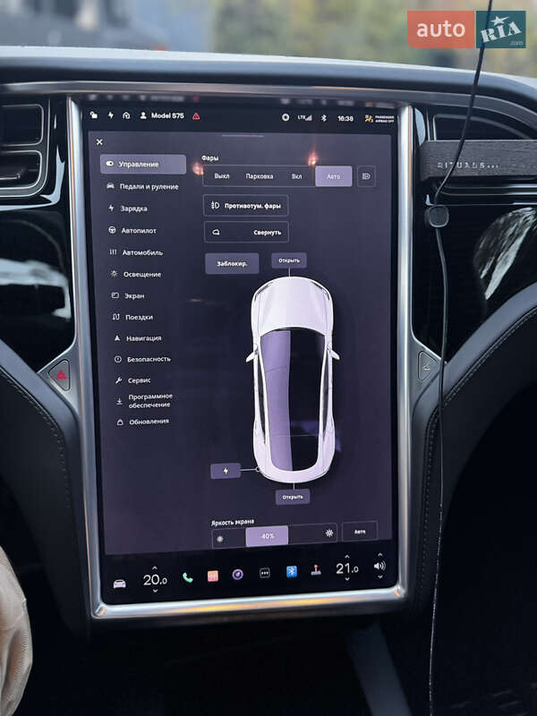 Лифтбек Tesla Model S 2017 в Киеве