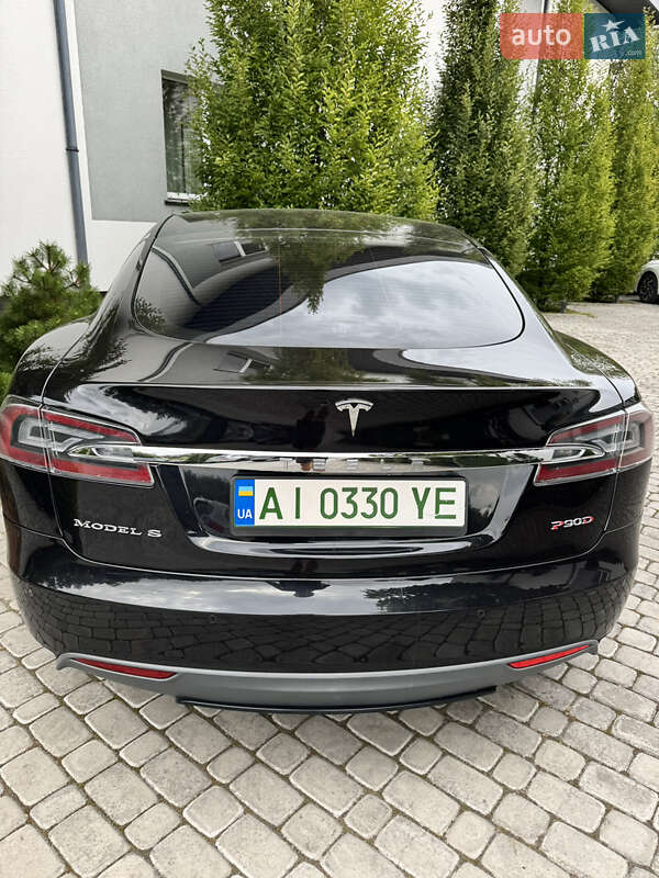 Ліфтбек Tesla Model S 2015 в Києві фото 38 Ліфтбек Tesla Model S 2015 в Києві