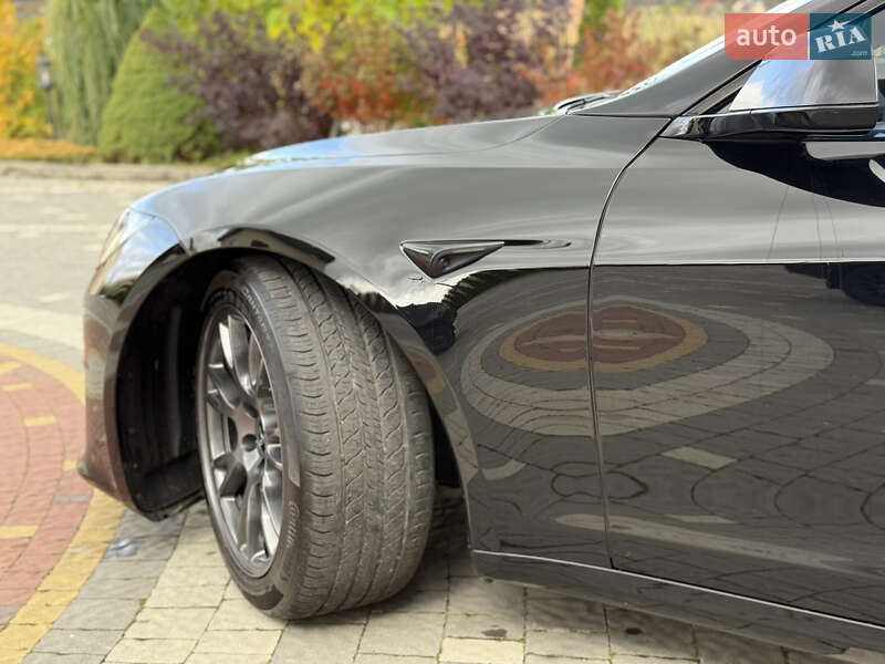 Ліфтбек Tesla Model S 2024 в Дрогобичі фото 35 Ліфтбек Tesla Model S 2024 в Дрогобичі