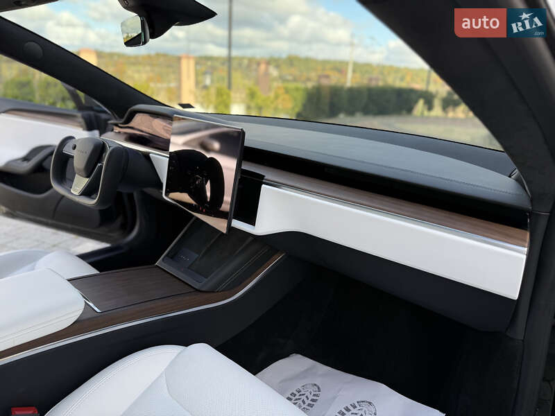 Ліфтбек Tesla Model S 2024 в Дрогобичі фото 98 Ліфтбек Tesla Model S 2024 в Дрогобичі