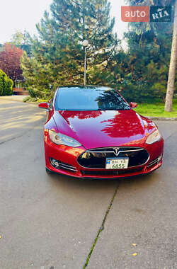 Ліфтбек Tesla Model S 2015 в Одесі
