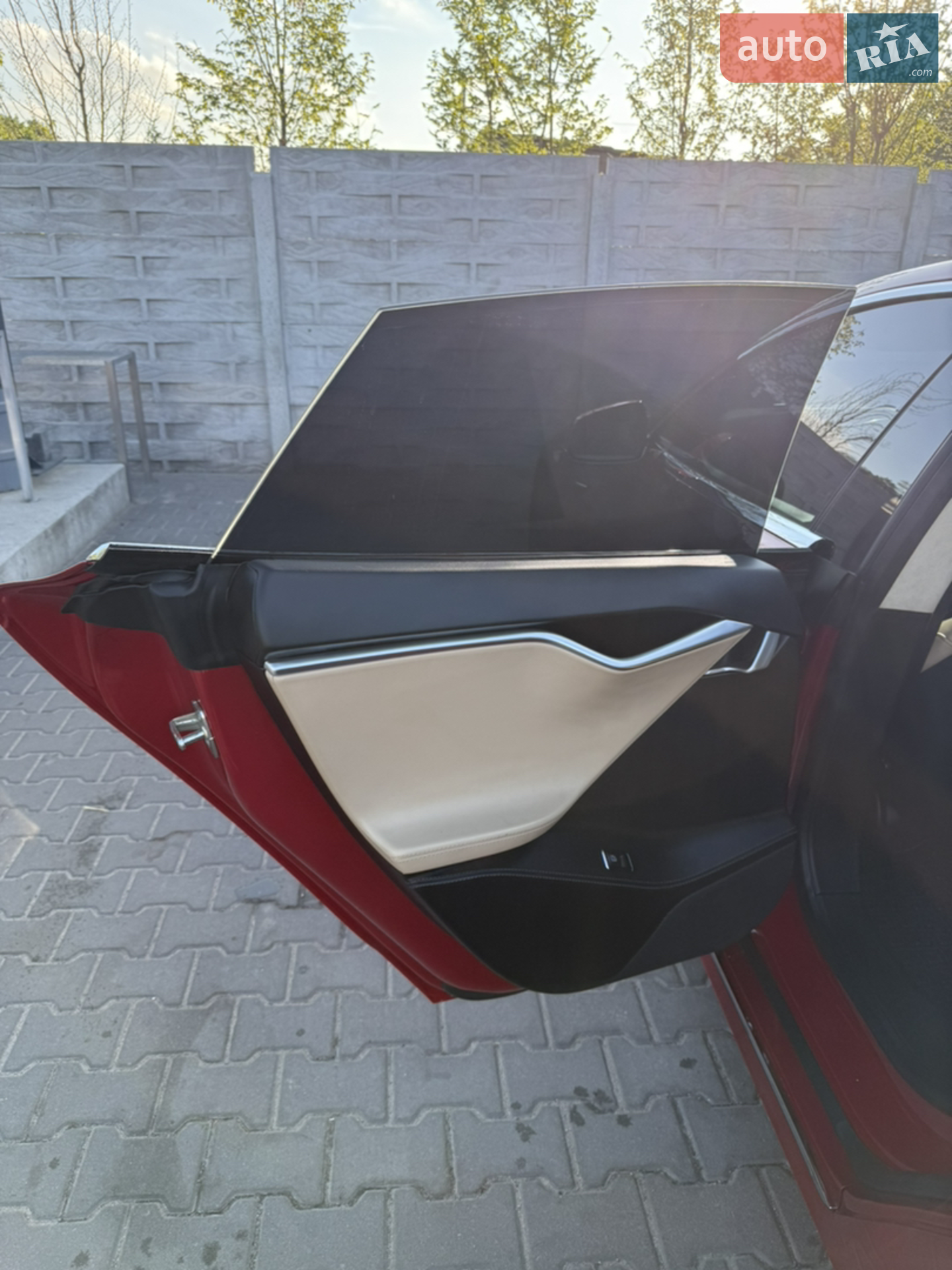 2016 Tesla Model S - мініатюра 27