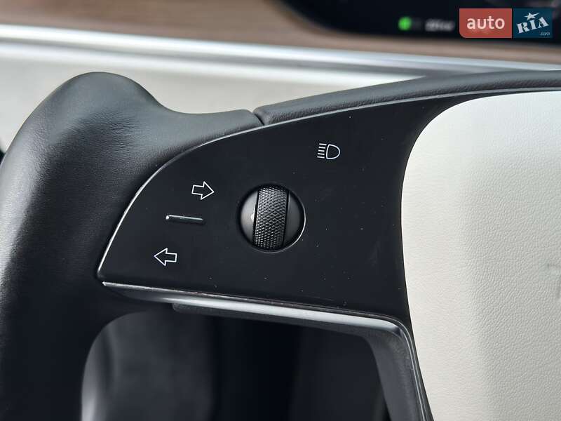 Лифтбек Tesla Model S 2022 в Киеве фото 29 Лифтбек Tesla Model S 2022 в Киеве