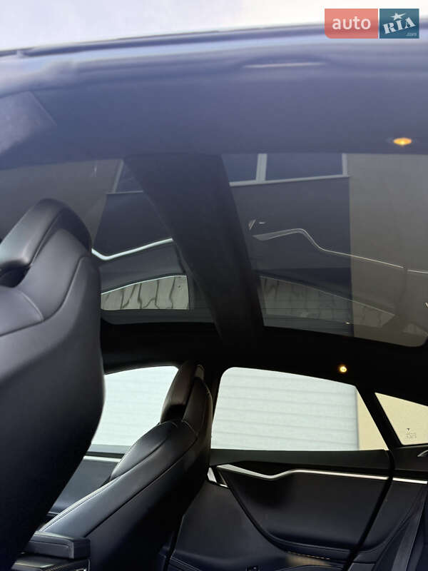 Ліфтбек Tesla Model S 2017 в Радехові фото 14 Ліфтбек Tesla Model S 2017 в Радехові