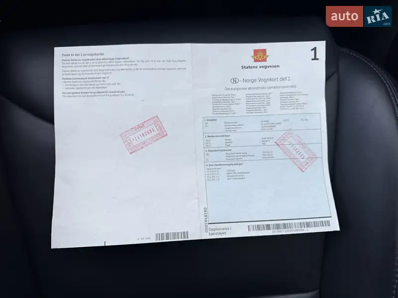 Ліфтбек Tesla Model S 2017 в Радехові документ 2 фото Ліфтбек Tesla Model S 2017 в Радехові документ