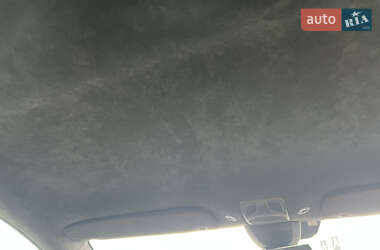 Ліфтбек Tesla Model S 2015 в Києві