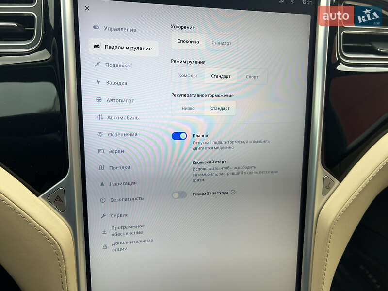 Ліфтбек Tesla Model S 2015 в Києві