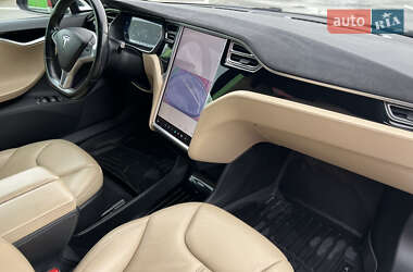Ліфтбек Tesla Model S 2015 в Києві