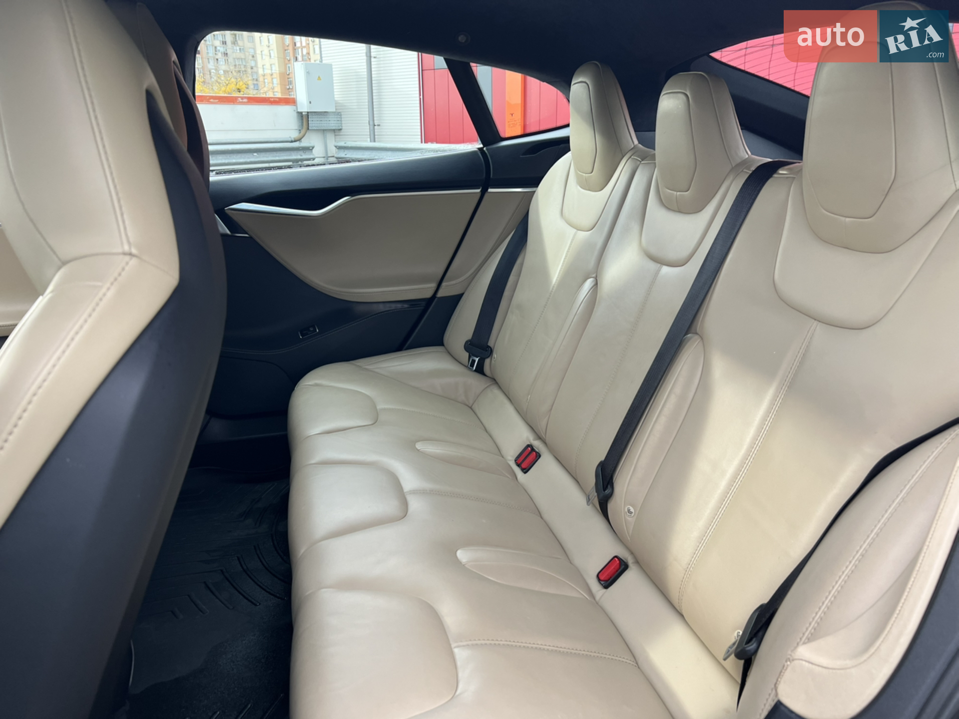2015 Tesla Model S - мініатюра 39