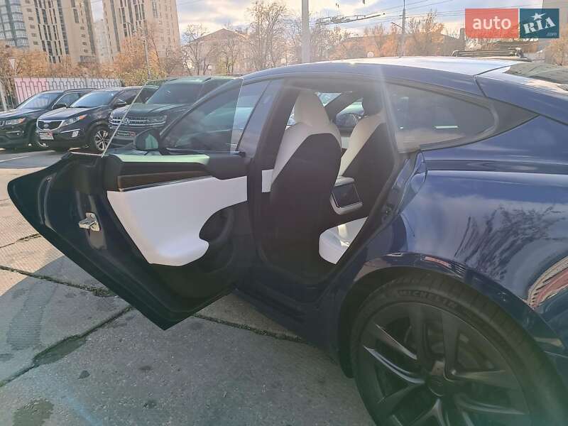Лифтбек Tesla Model S 2022 в Харькове фото 14 Лифтбек Tesla Model S 2022 в Харькове