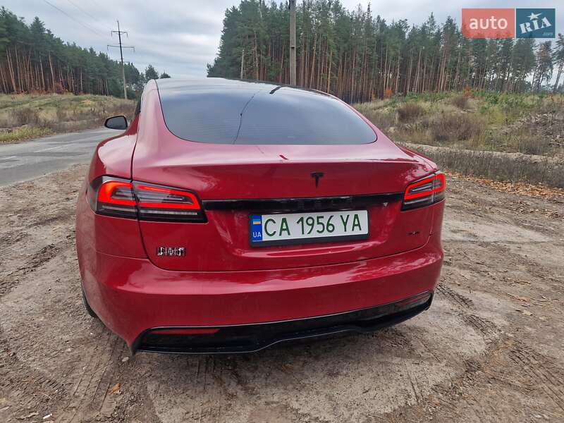 Ліфтбек Tesla Model S 2022 в Черкасах