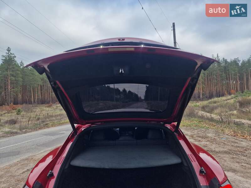 Ліфтбек Tesla Model S 2022 в Черкасах