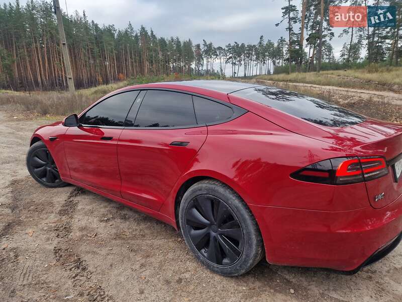 Ліфтбек Tesla Model S 2022 в Черкасах