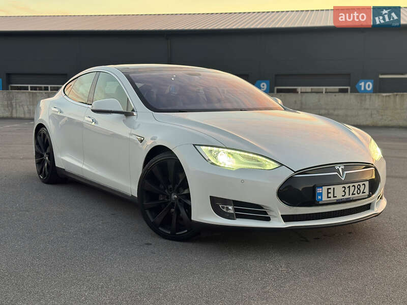 Лифтбек Tesla Model S 2014 в Виннице фото 8 Лифтбек Tesla Model S 2014 в Виннице