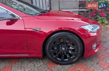 Лифтбек Tesla Model S 2019 в Киеве