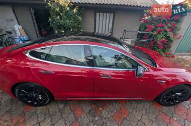Лифтбек Tesla Model S 2019 в Киеве
